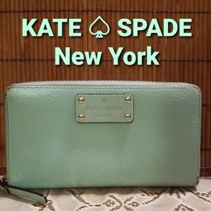 KATE ♤ SPADE Billfold Wallet